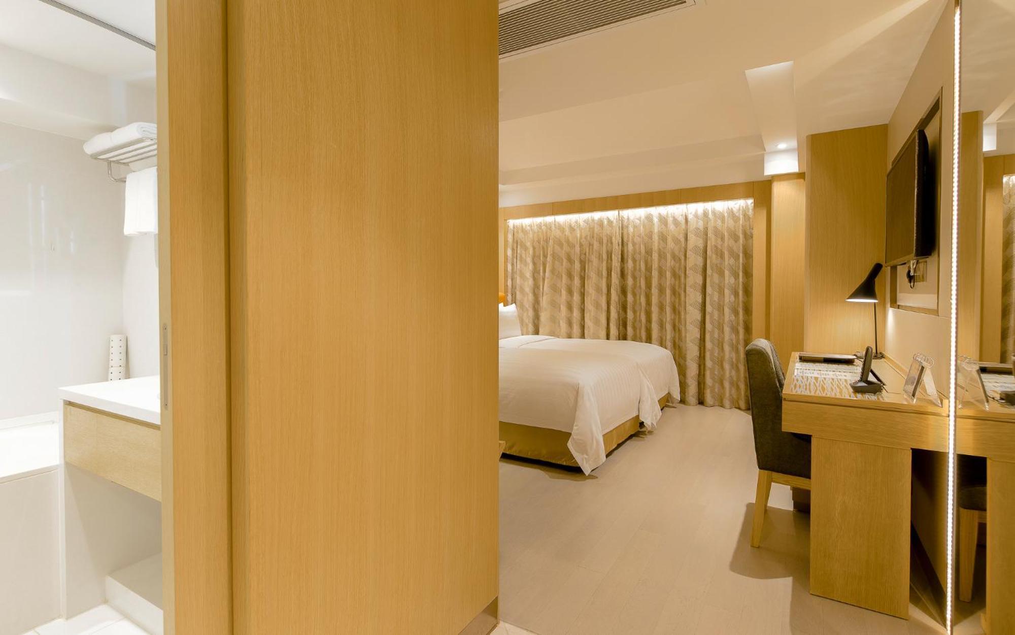 Royal Dragon Hotel มาเก๊า ภายนอก รูปภาพ