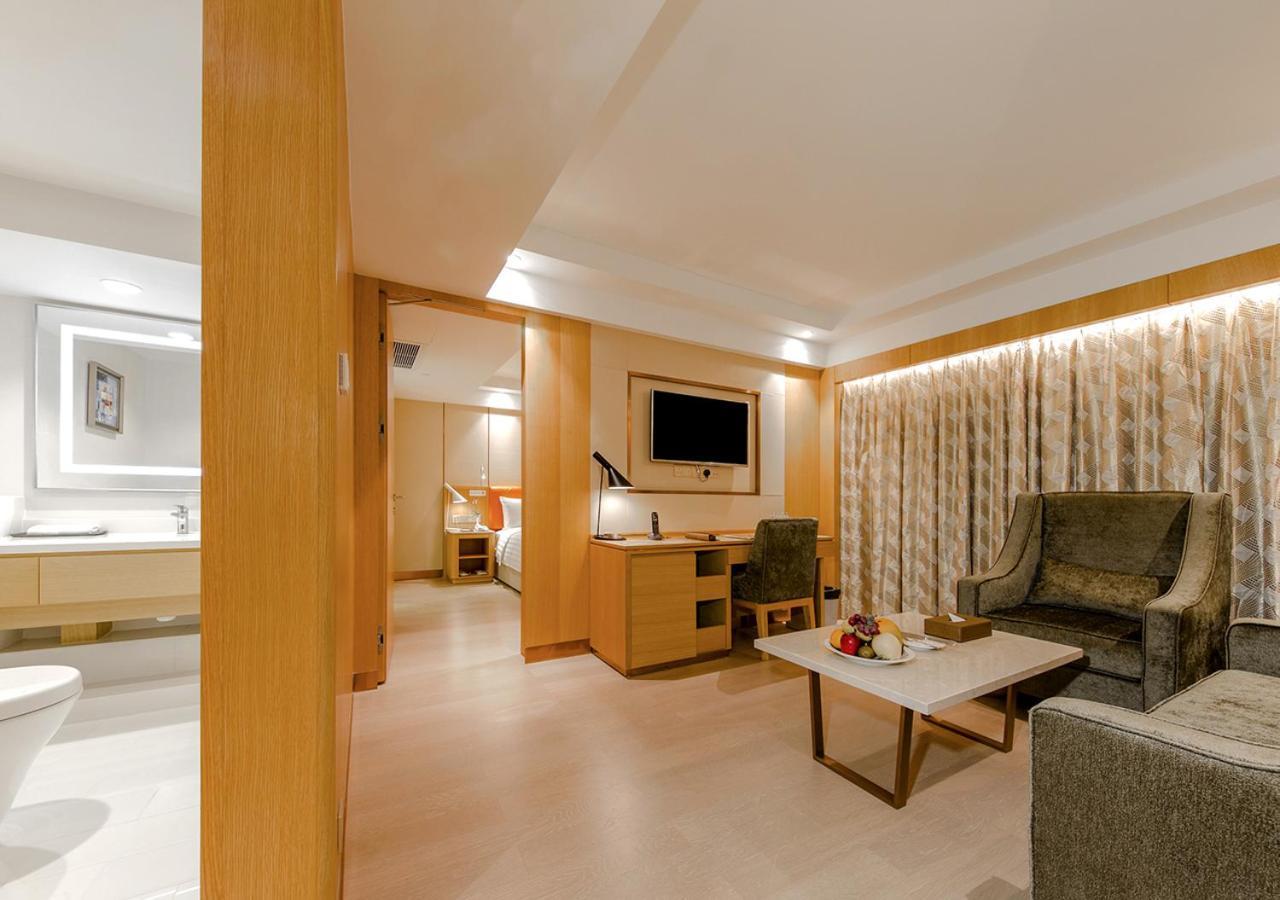 Royal Dragon Hotel มาเก๊า ภายนอก รูปภาพ